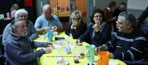 de droite à gauche : Jean Claude Chambert, Marie Line Cauquil-Chambert, Christiane Reverte, Jean Louis Seigneury, Jean Pierre Duthoit, Christian Escribe et Alain Garres (le photographe).